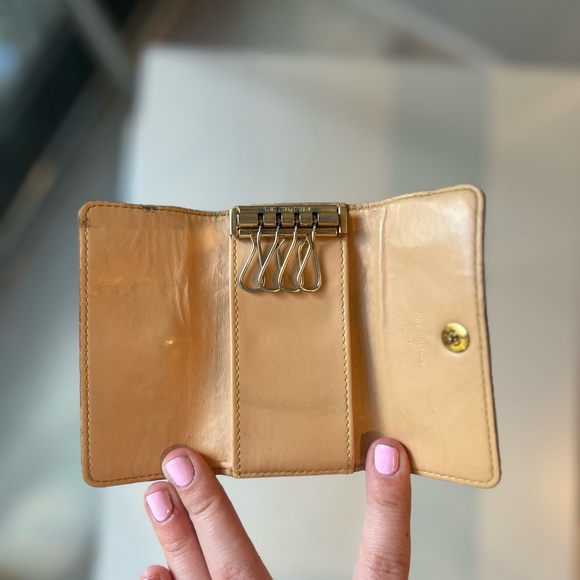 Louis Vuitton Key case Great condition! - Picture 5 of 5